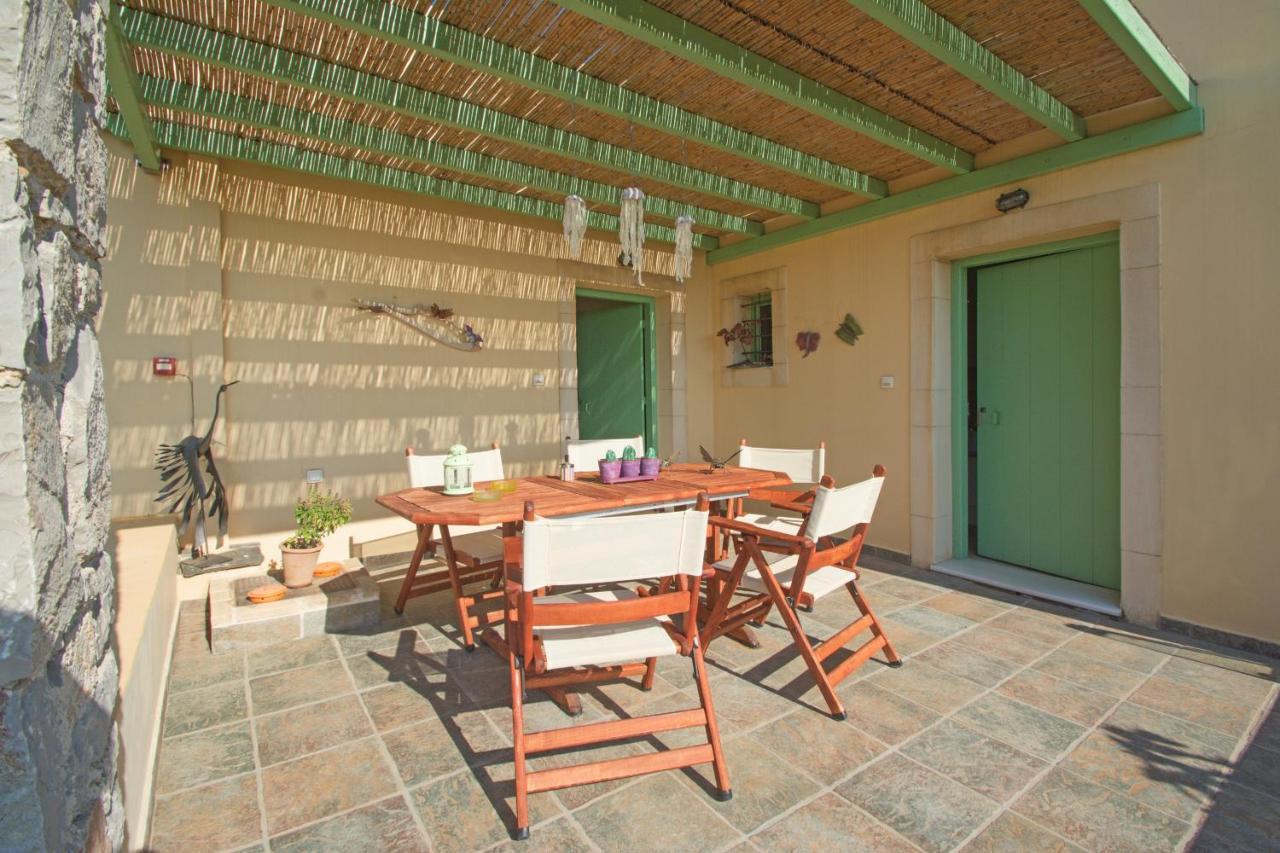 Anemohadi Apartments Kastrisianika Экстерьер фото